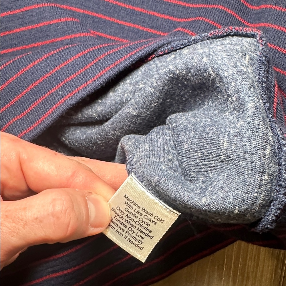 Jos. A. Bank 1905 Tailored Fit Navy and Red Striped Quarter Zip Pullover - XL - Picture 7 of 7